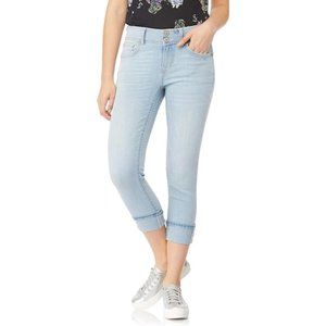 WallFlower Women's Juniors Insta Stretch Luscious Curvy Cuffed Crop Jeans in Ken